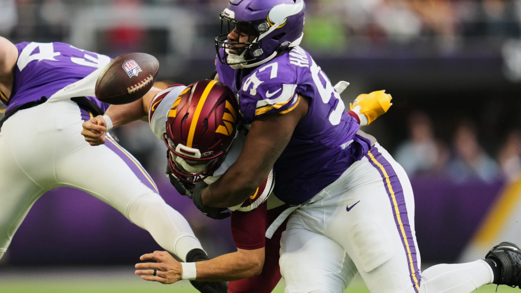 Packers new DL Javon Hargrave