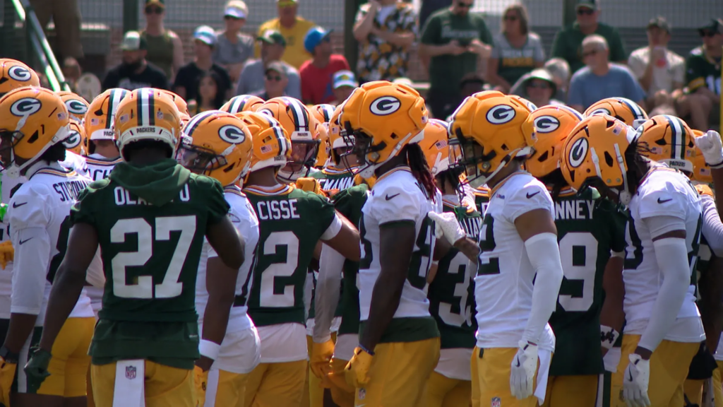 Packers defense at training camp 