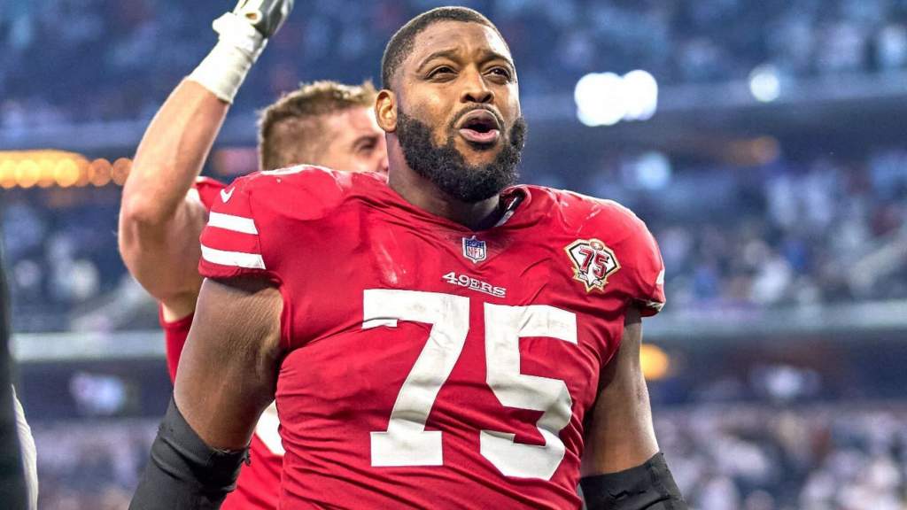 packers sign Laken Tomlinson